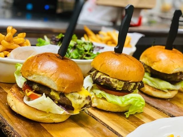 Sangria Burger.